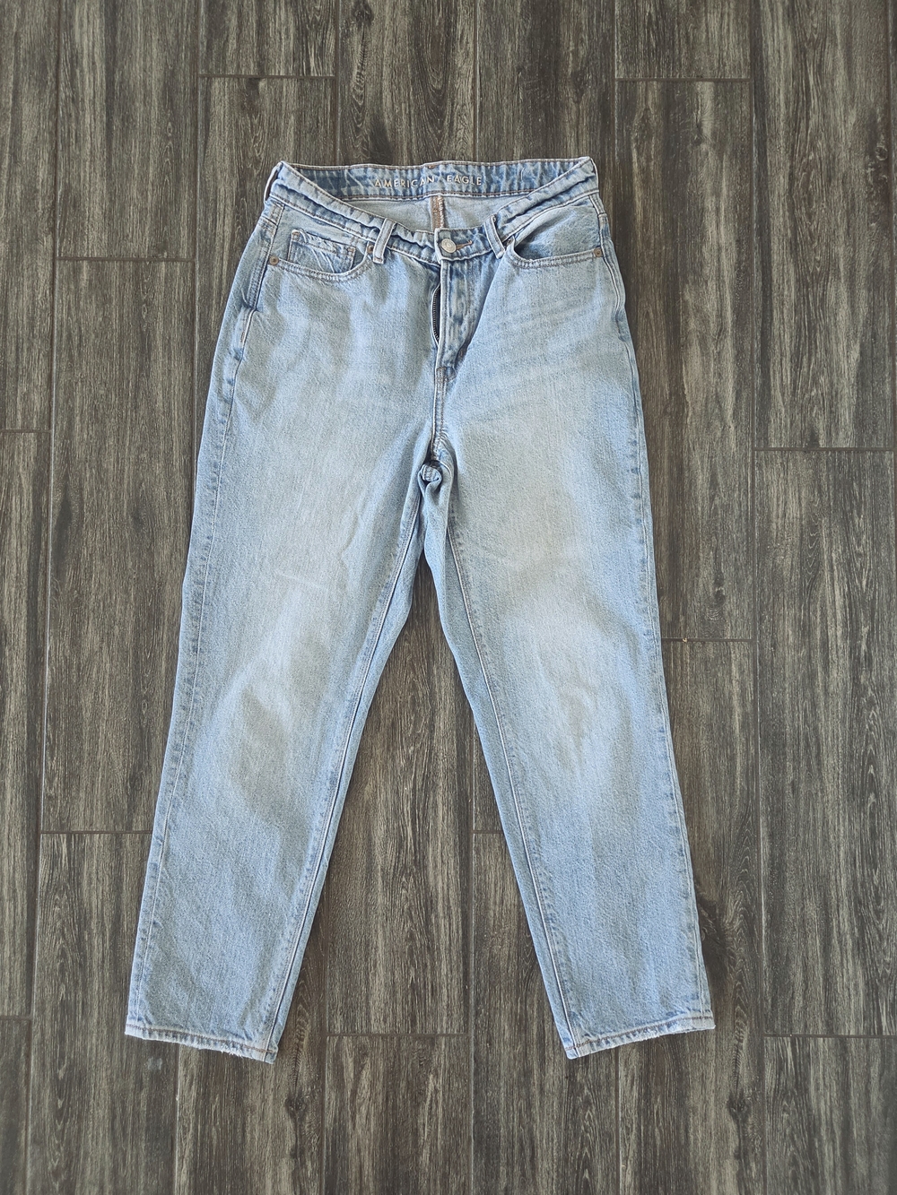 Classic High-Rise Light Blue Women's Jeans